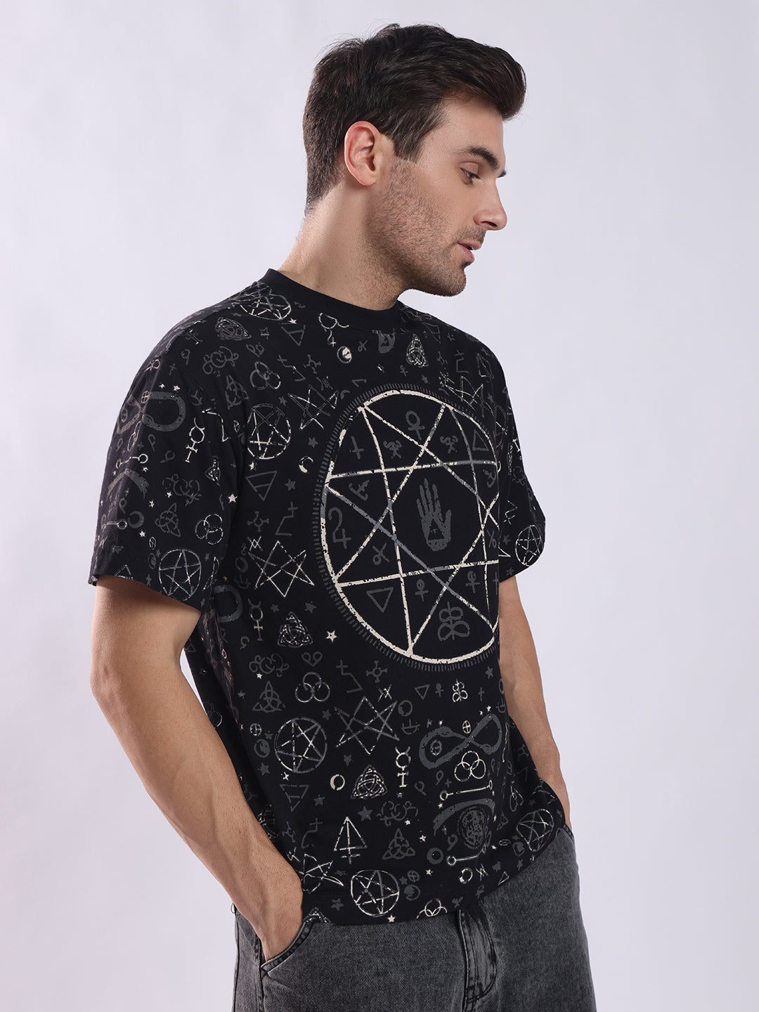 AO-Goth Oversized Black T-Shirt - Gothic Streetwear | PUNK