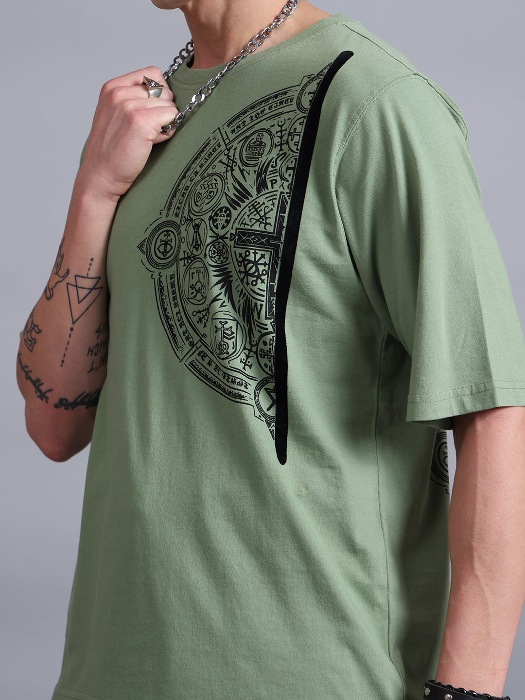 CROSS-CIRCLE Olive Oversized T-Shirt | Gothic Streetwear by PUNK | New In