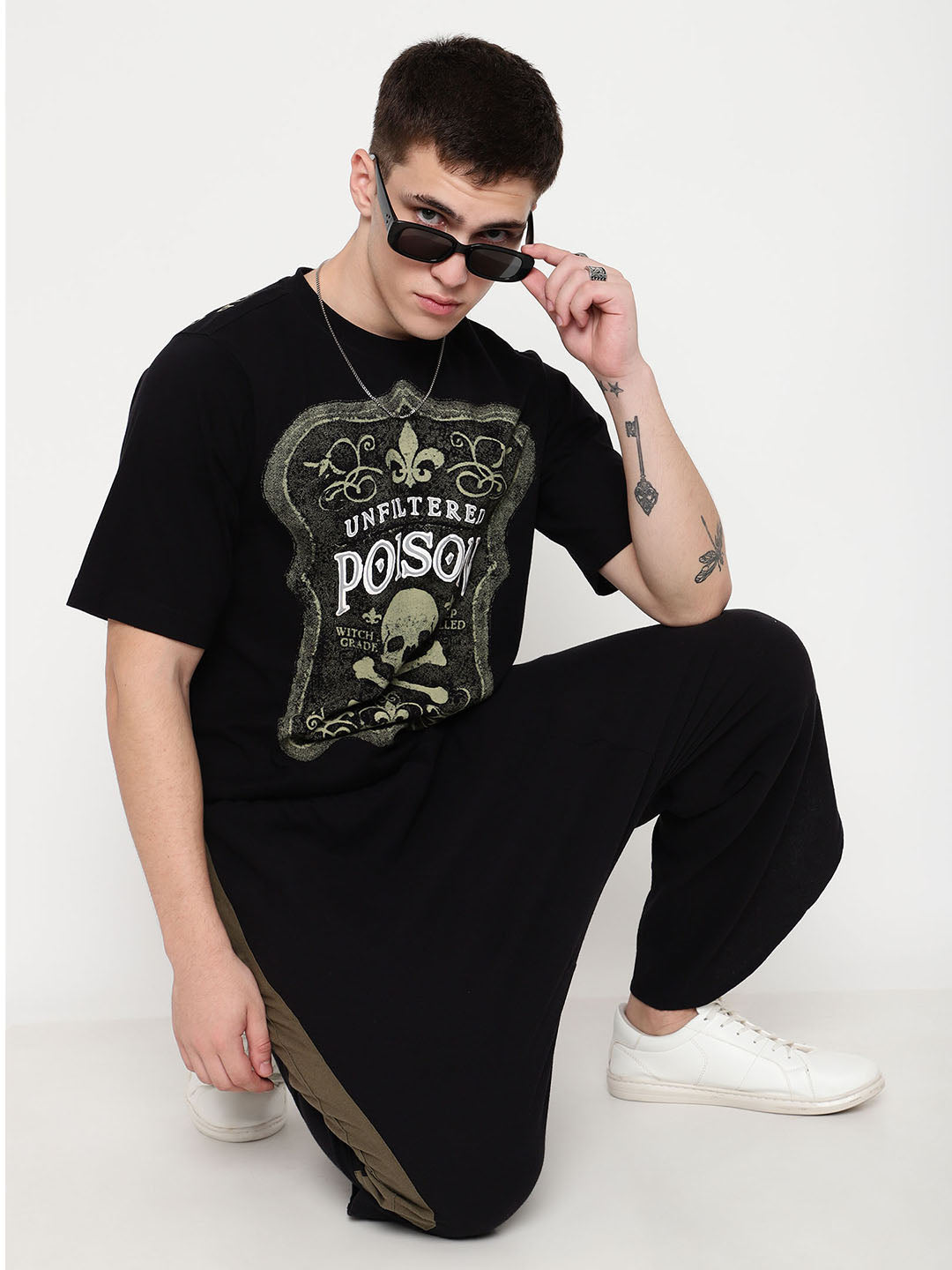 PUNK Black POISON Short Sleeves Oversized Tshirt