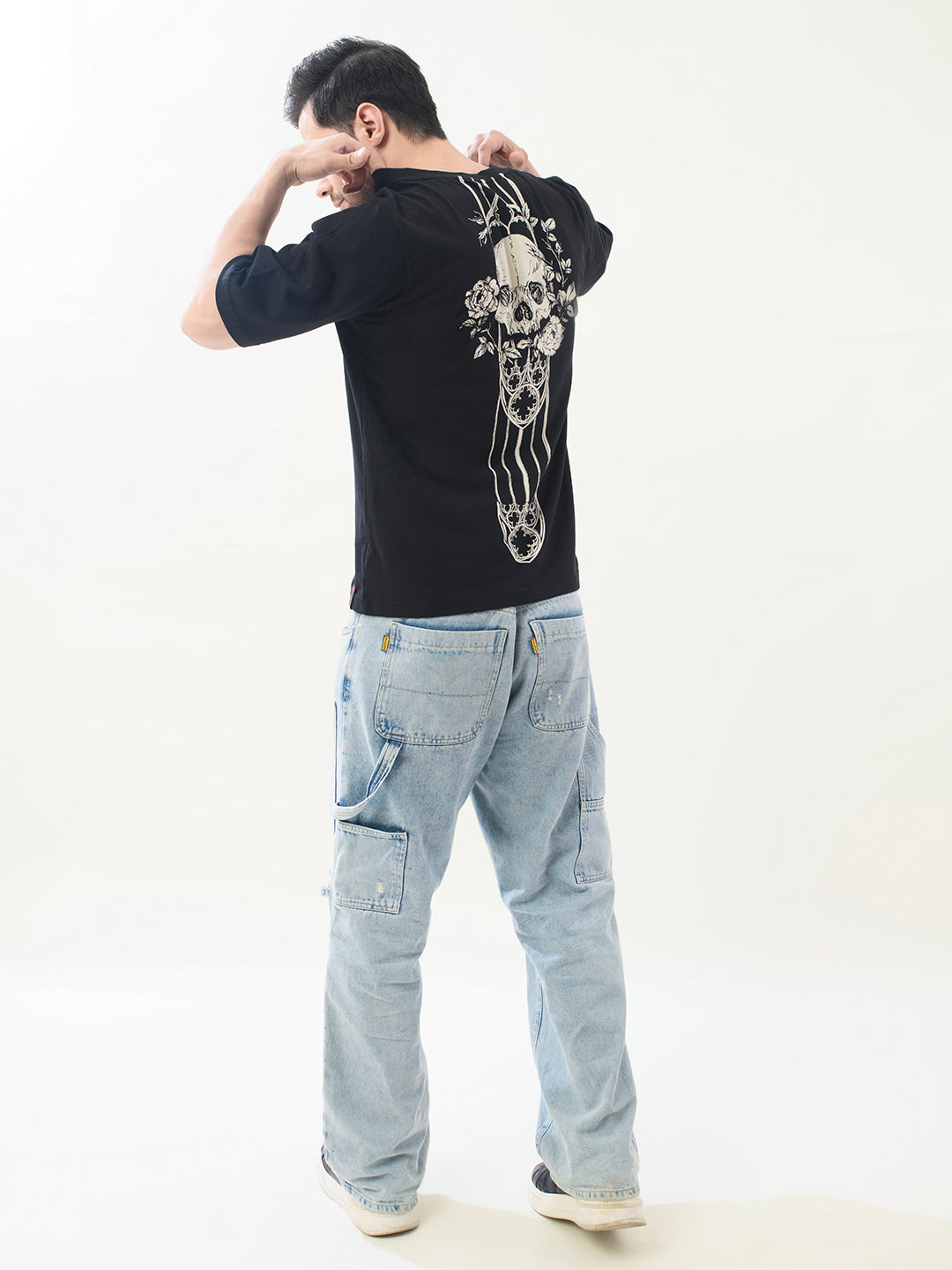 Gothic Window Oversized T-Shirt – Black | PUNK Streetwear