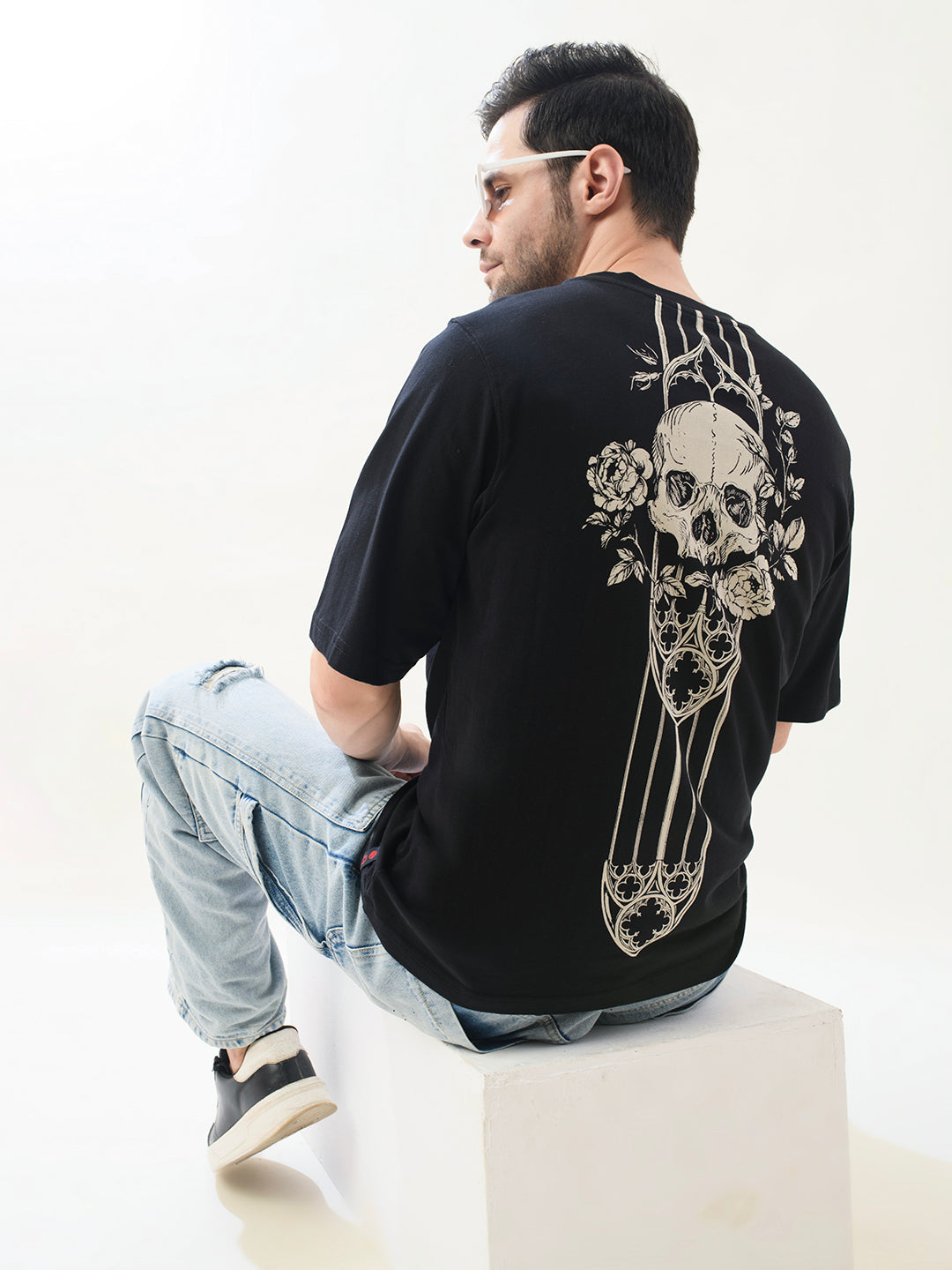 Gothic Window Oversized T-Shirt – Black | PUNK Streetwear