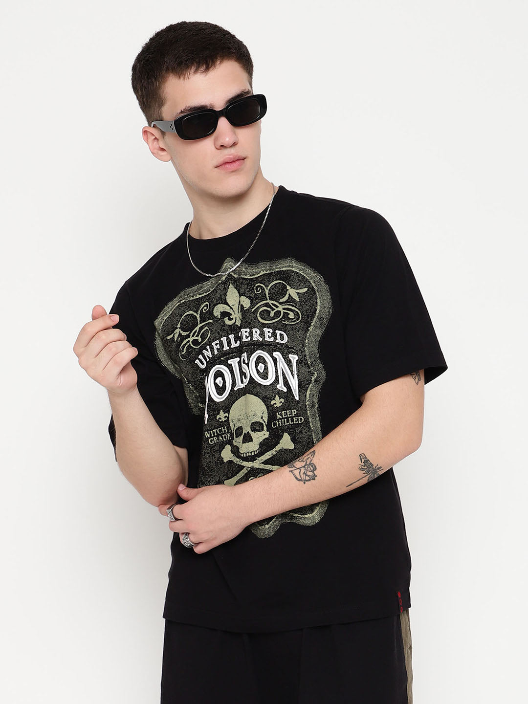 PUNK Black POISON Short Sleeves Oversized Tshirt